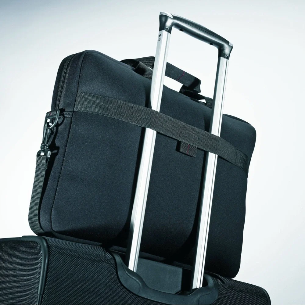 This is a black Samsonite Xenon 2 Slim Brief laptop bag